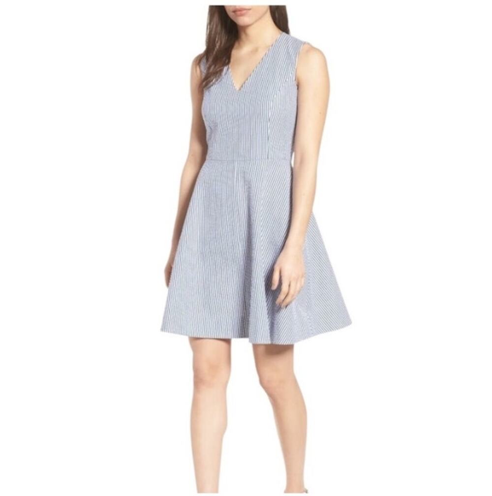 Draper James Blue & White Striped Fit‑and‑Flare Dress – Size 8